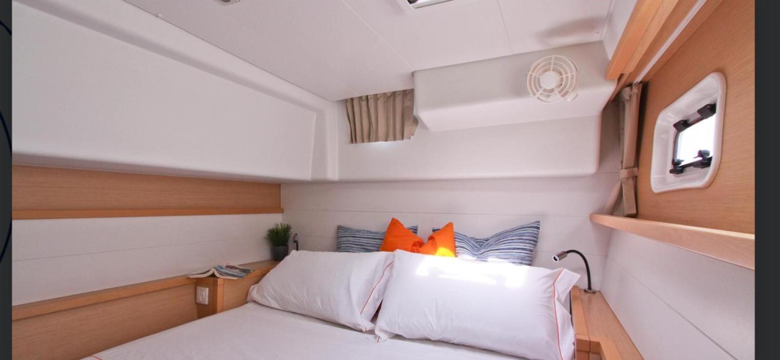 Catamarano Nemo45 Napoli